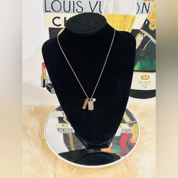 NIB Necklace 3 pendant Gold Plated Adjustable Chain - Picture 7 of 8